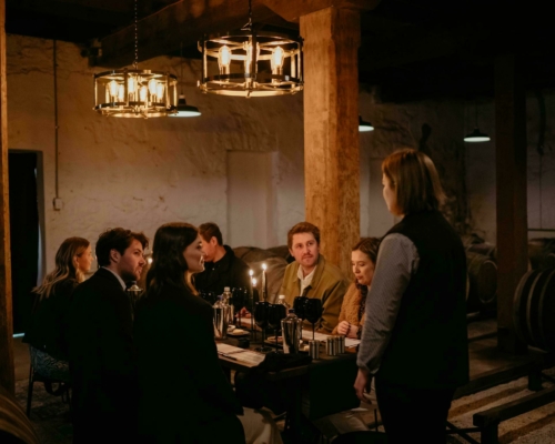 Tasting in the Dark: a sensory event